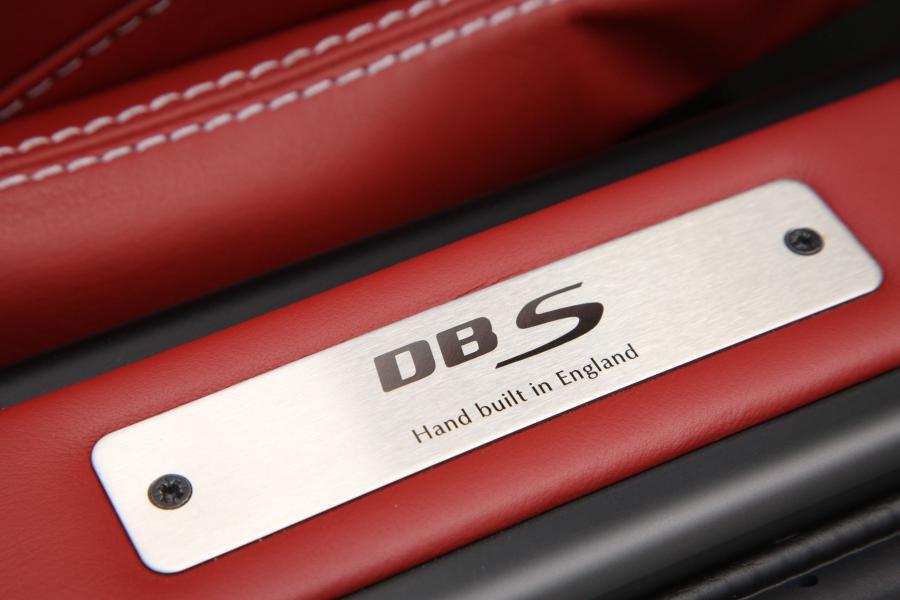  Aston Martin DBS Volante 2009 года  (UK) (фото 25 из 47)